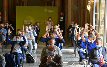 Due bandi per abbattere le barriere della comunicazione e favorire l'inclusione delle persone sorde a scuola, al lavoro e nelle relazioni sociali